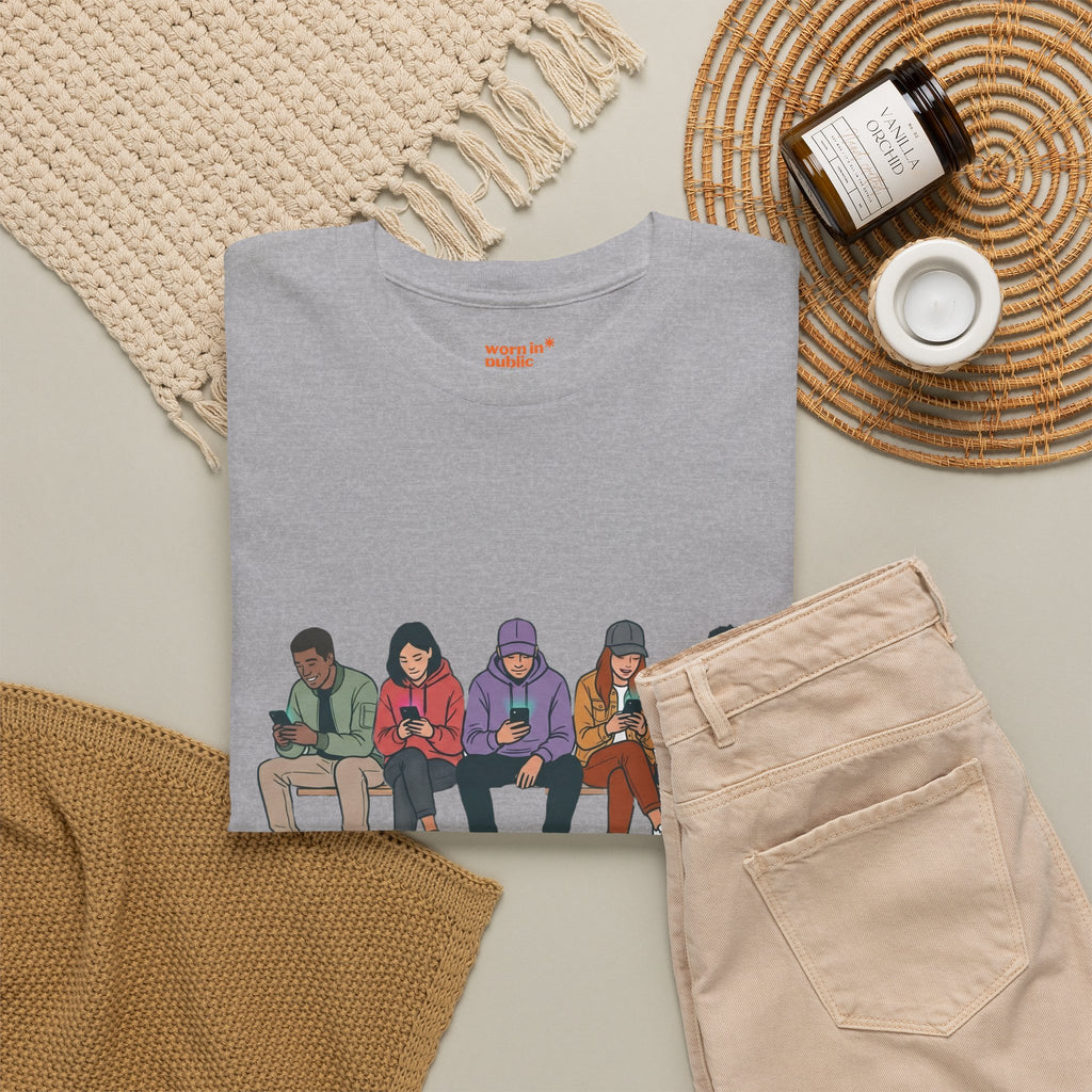 Connected Friends Graphic Tee – Casual Unisex Crewneck Shirt