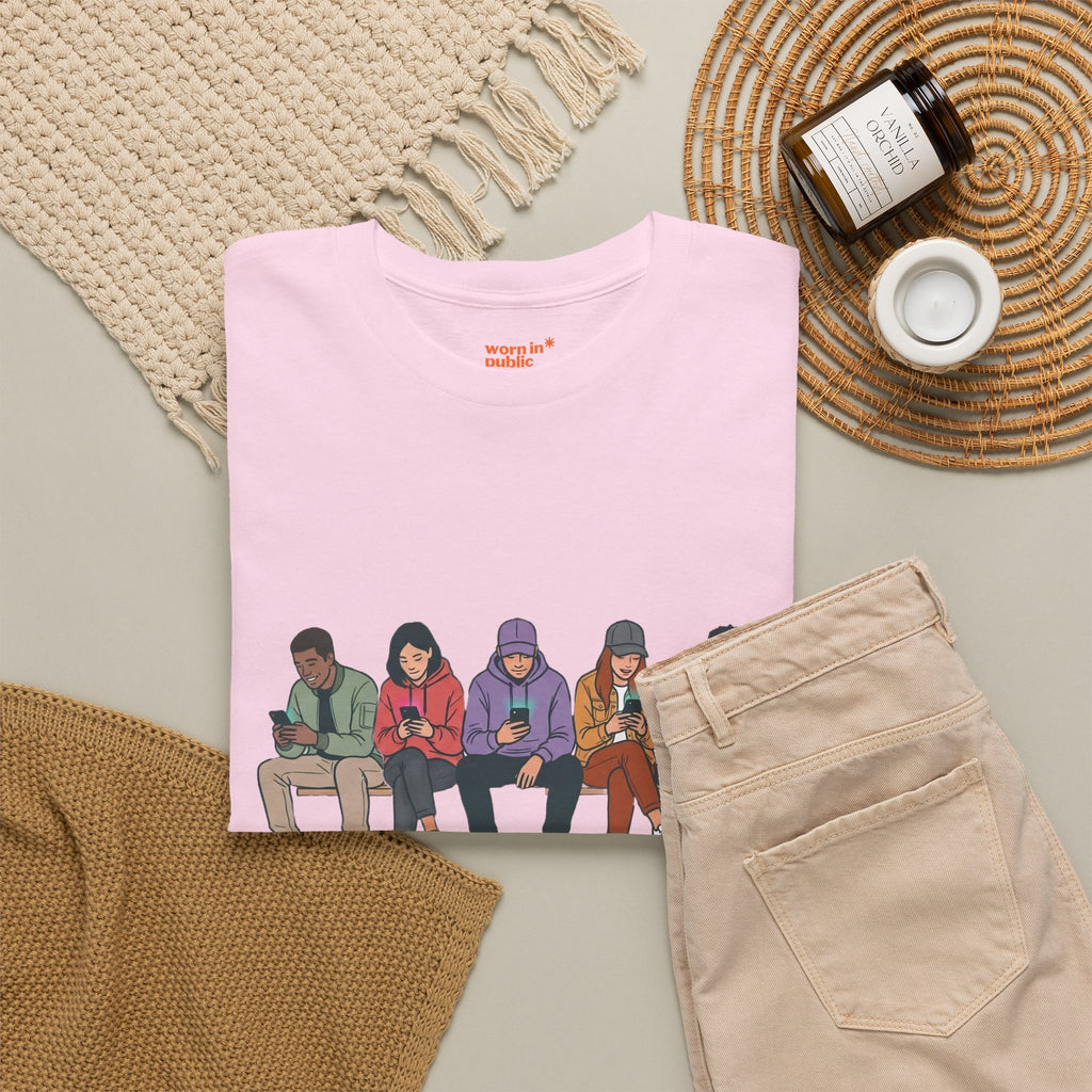 Connected Friends Graphic Tee – Casual Unisex Crewneck Shirt