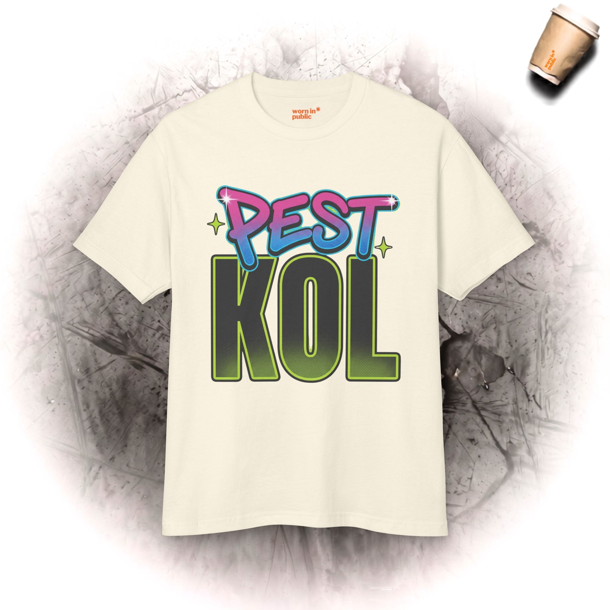 Pest Kol | Retro Unisex Streetwear-Grafik-T-Shirt mit kräftiger Schrift