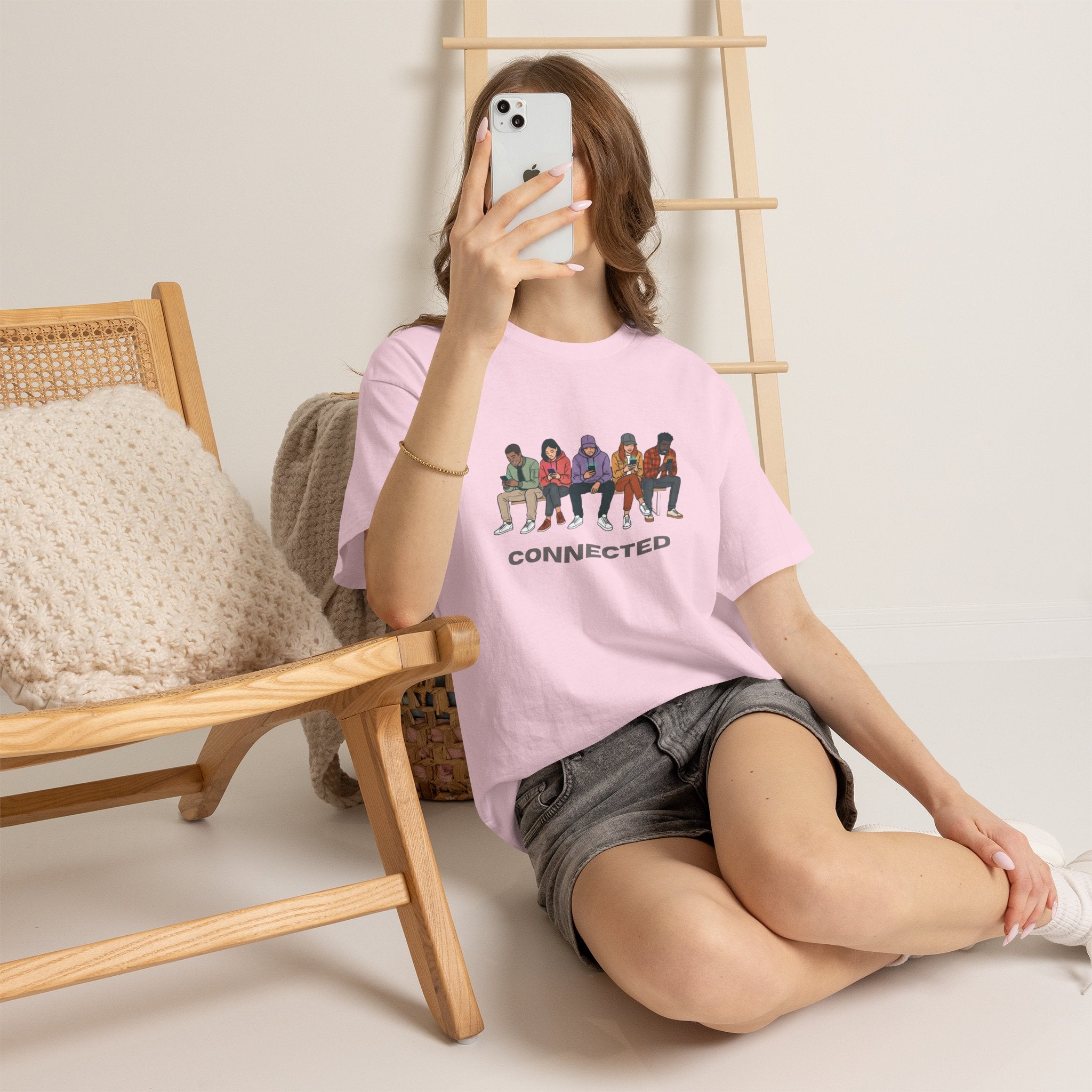 Connected Friends Graphic Tee – Casual Unisex Crewneck Shirt