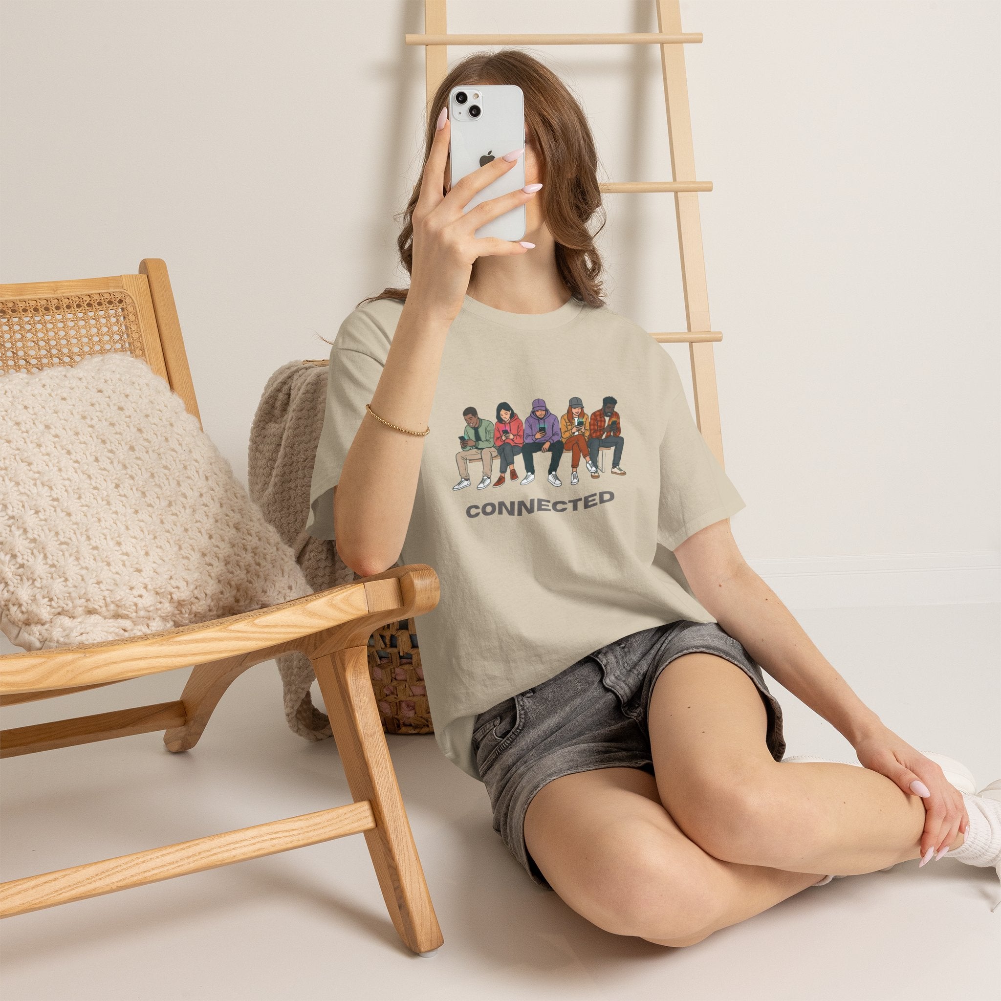 Connected Friends Graphic Tee – Casual Unisex Crewneck Shirt